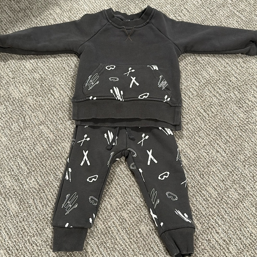 Little Bipsy ski outfit